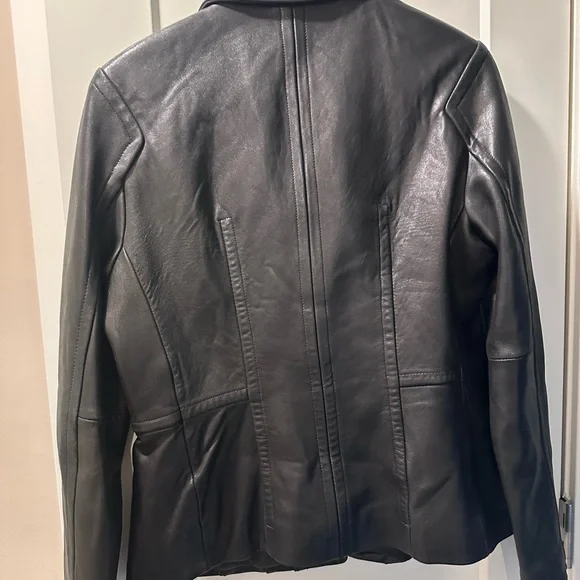 AVANTI Black Leather Women's Jacket - Picture 3 of 15